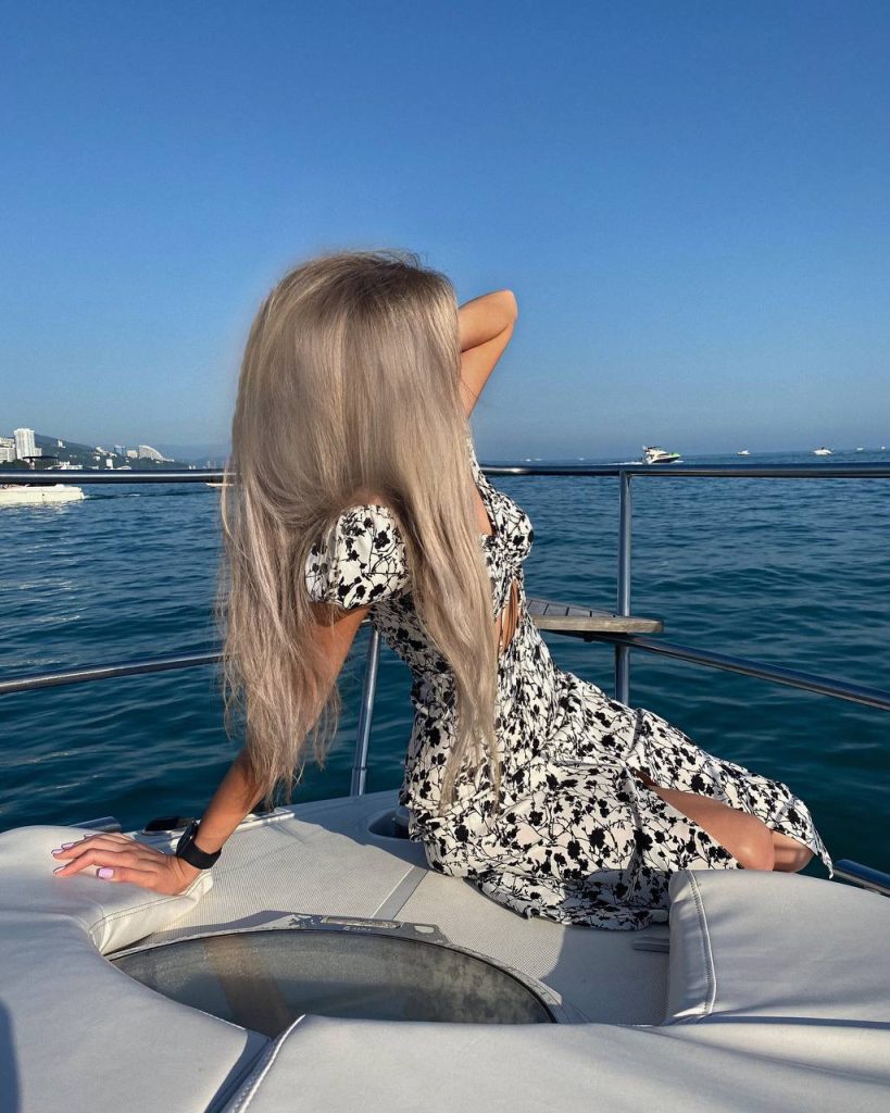 Russian escort from Dana in Dubai
