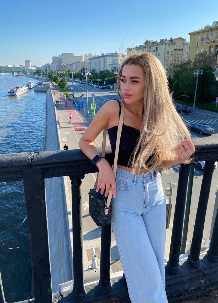 Elite escort from Dana Dubai-Stars