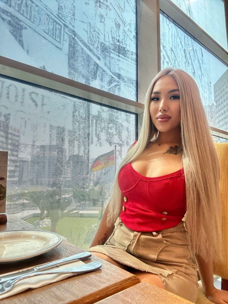 Elite escort from Anya Dubai works in